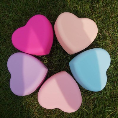 Hot Selling Soft Silicone Cleaning Brush Heart Shaped Deep Cleaning Silicone Facial Cleaning Brush